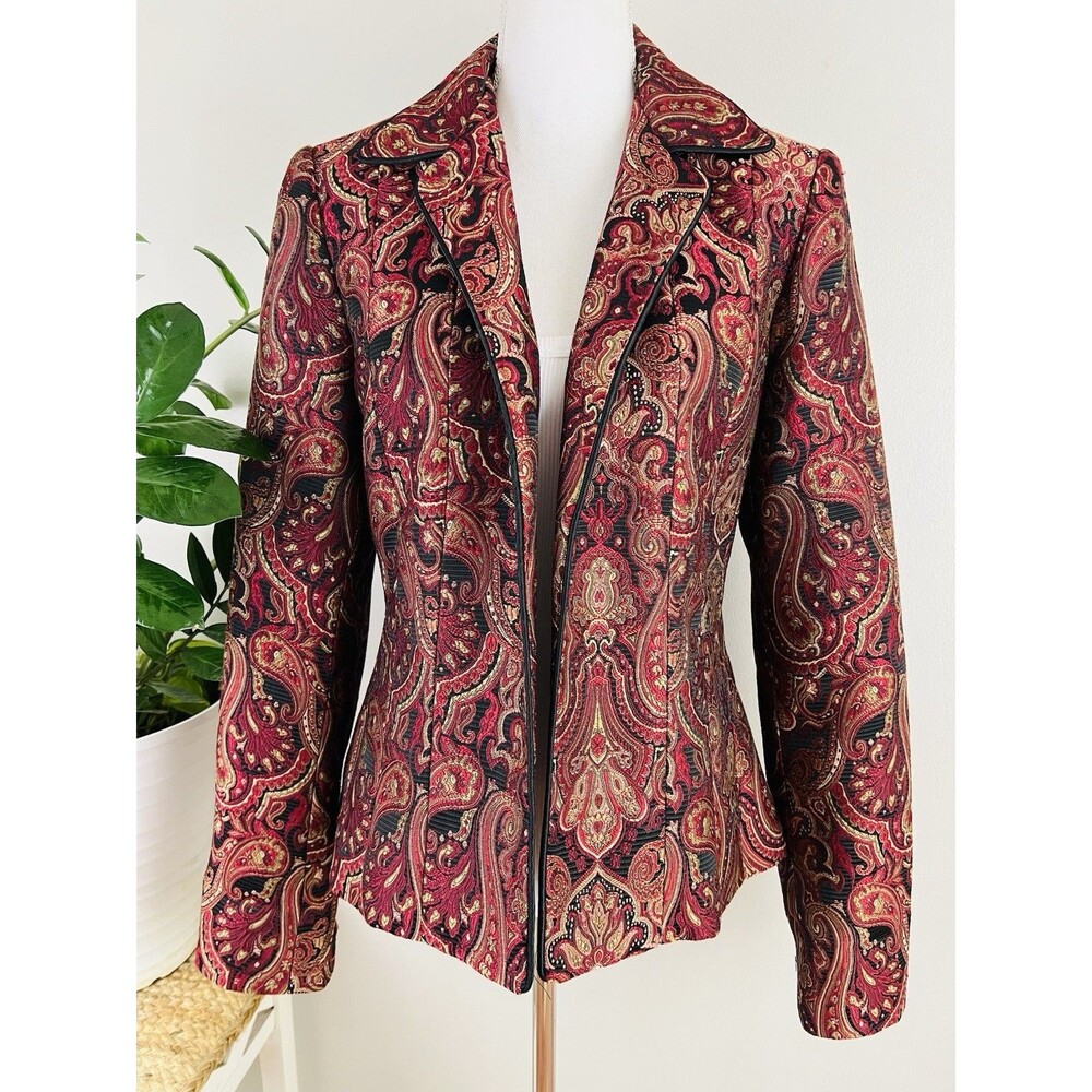 Vintage Giancarlo Ferrari Red Paisley Blazer Size 8 Luxurious Satin Lined Artsy